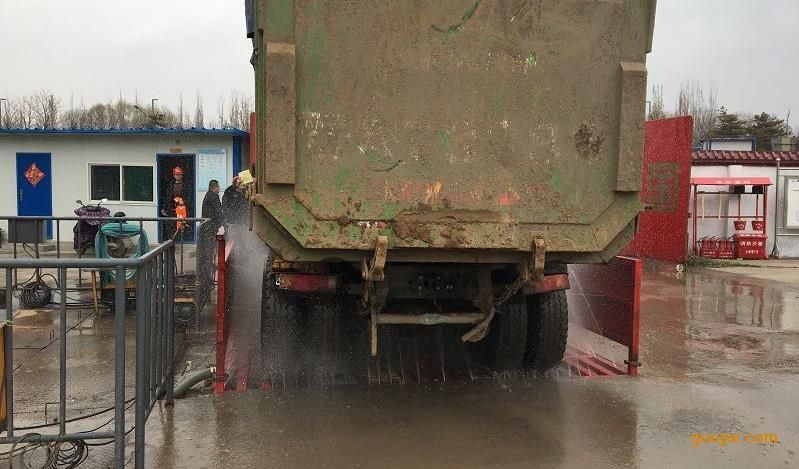 陕西榆林煤矿洗轮机 榆林工地洗车机 洗车台