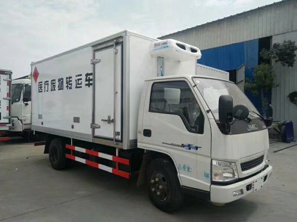 医疗废物转运车与普通物流冷链车相比有哪些不