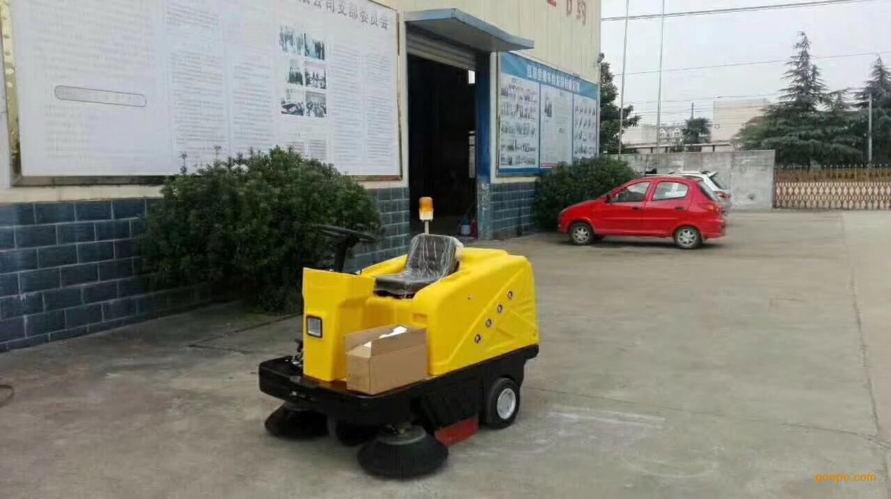明诺扫地车c200 驾驶式电瓶扫地机 建筑工地扫地吸尘车 纯电动车