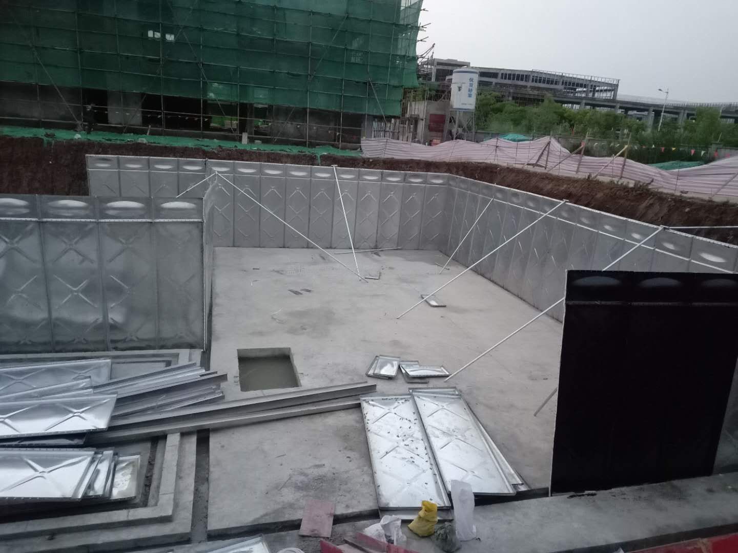 地埋式箱泵一体化造价高吗 消防水池