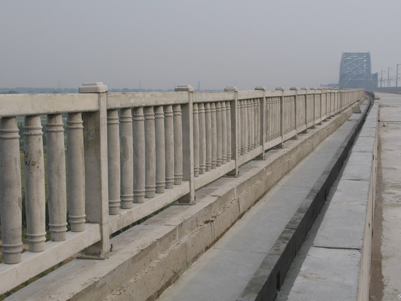 高铁护栏施工图纸