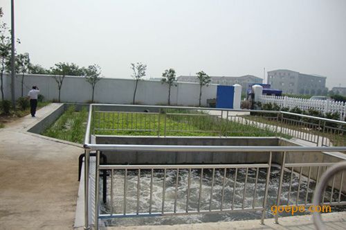 工业水池如何处理池壁后开洞加防水套管,和封