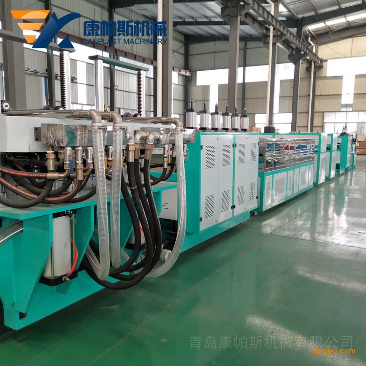 PP中空垫板设备 PP中空垫板设备