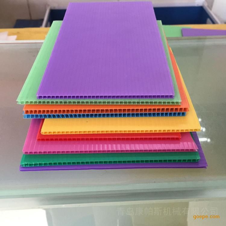 PP中空垫板设备 PP中空垫板设备