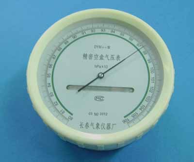 精密空盒气压表