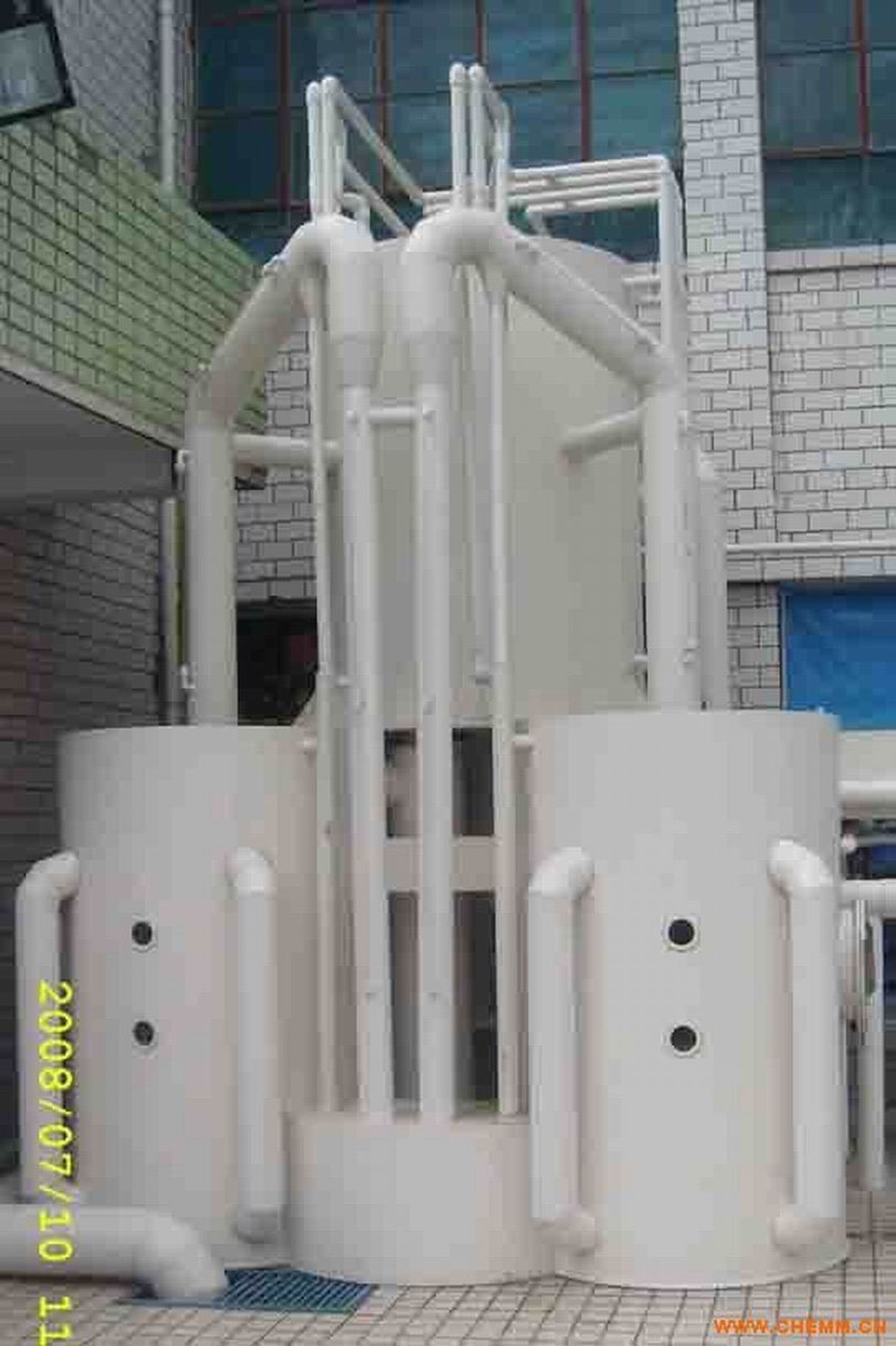 制造过滤器鱼缸循环系统 1338789552.jpg